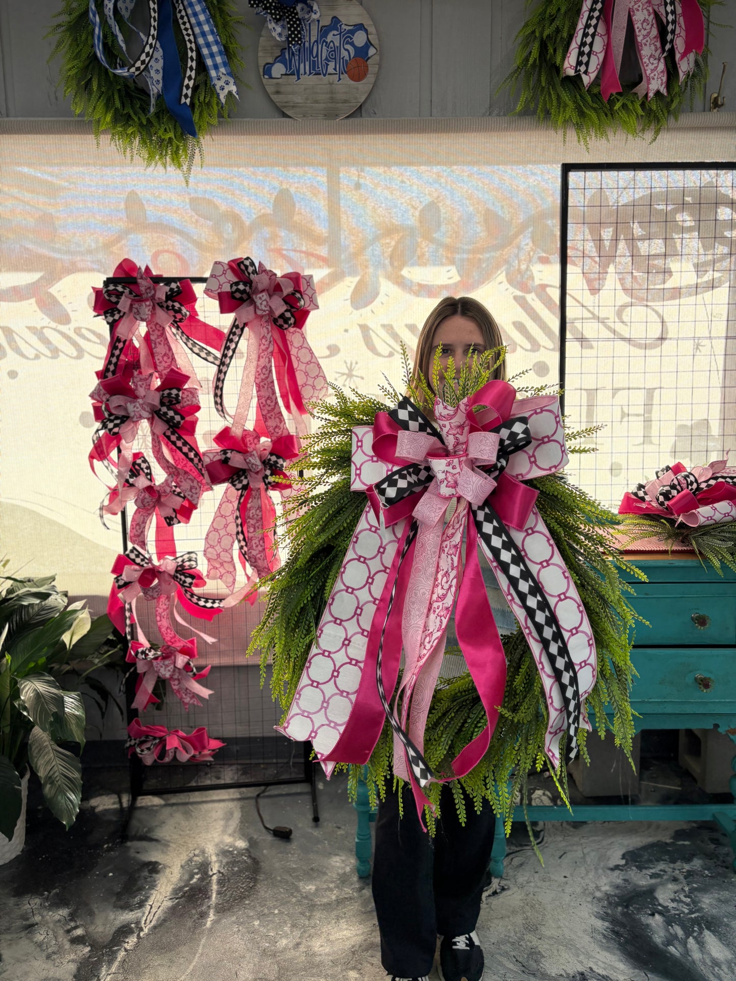 Medium pink flare Beadgrass wreath