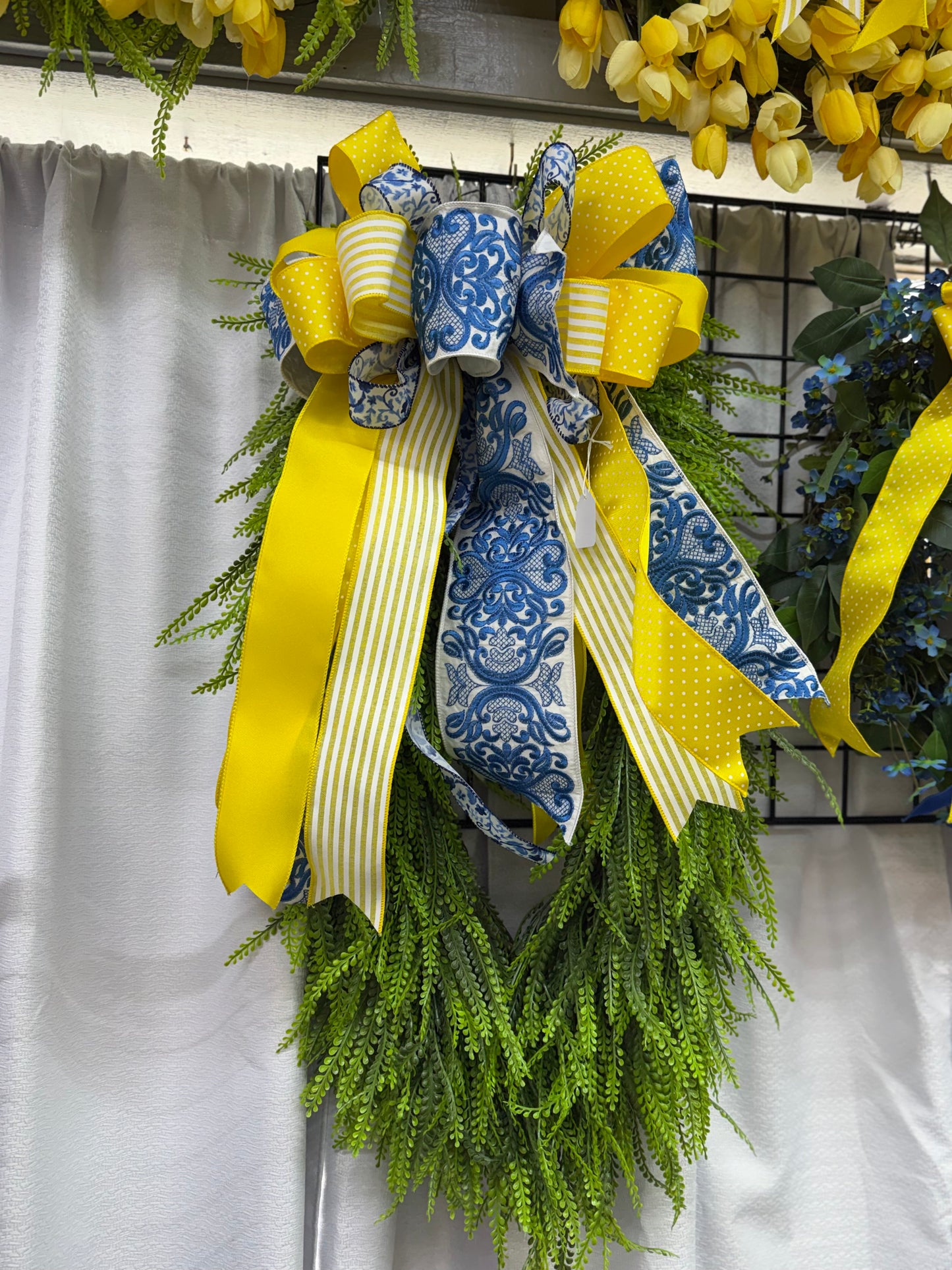 Large Beadgrass Sunshine Skies Wreath