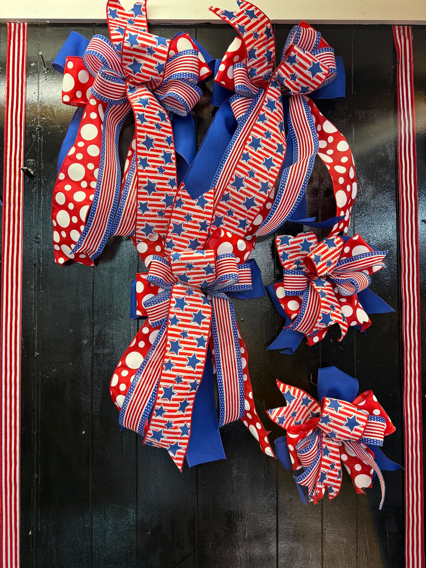 Large Red, White & WOW bows