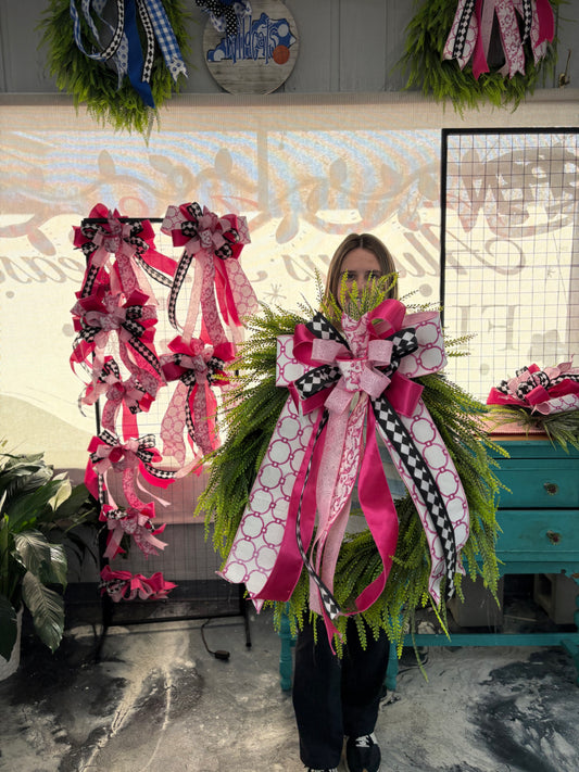 Medium pink flare Beadgrass wreath