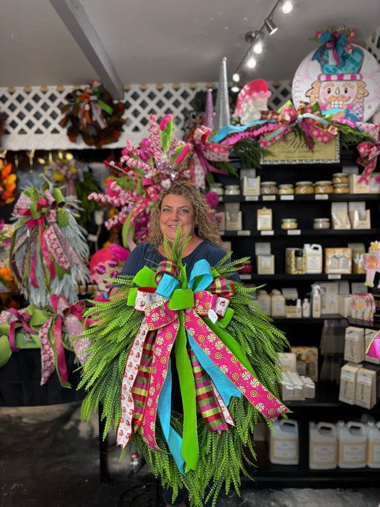 Holly Jolly Beadgrass Wreath - Small