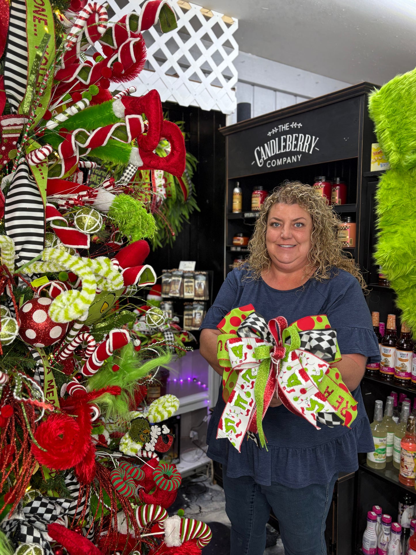 Small Jolly Green Monster bow